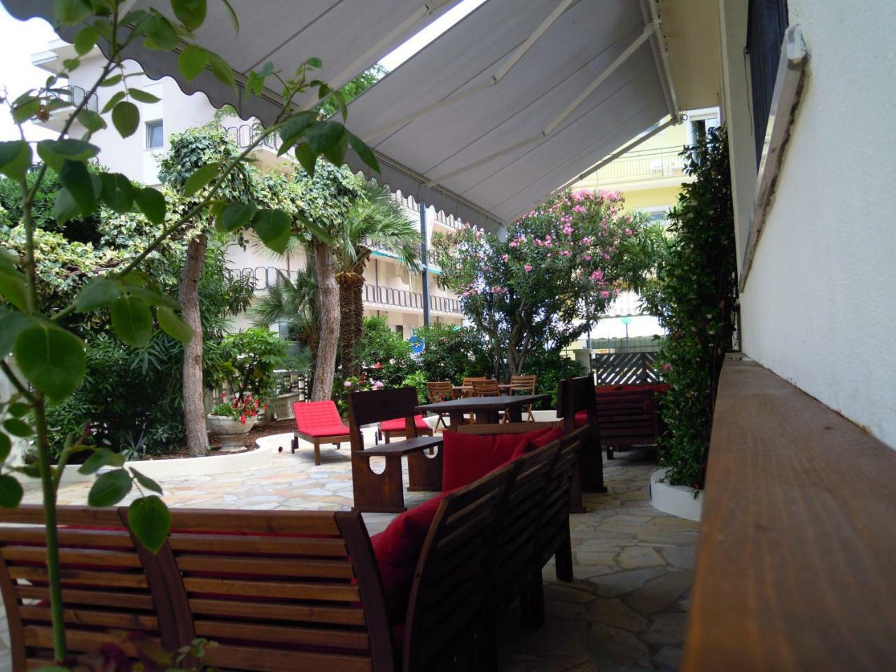 Graziella Residence Appartamenti Gabicce Mare Exteriér fotografie